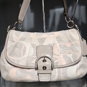 Coach EUC SOHO Beige and Cream Signature Cs Shoulder Bag